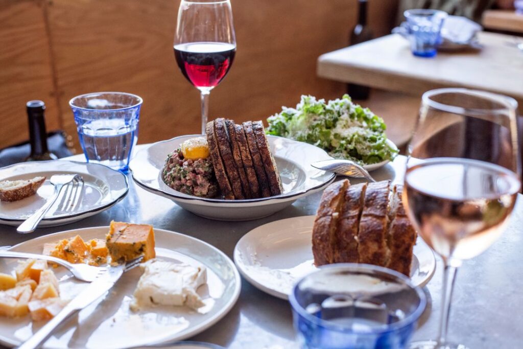 paris paris trinity bellwoods toronto