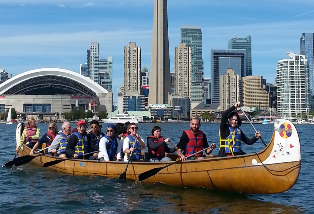 team building activities in toronto voyageur canoe group 